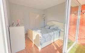 Apartamento Muy Luminoso En Segunda Línea De Mar